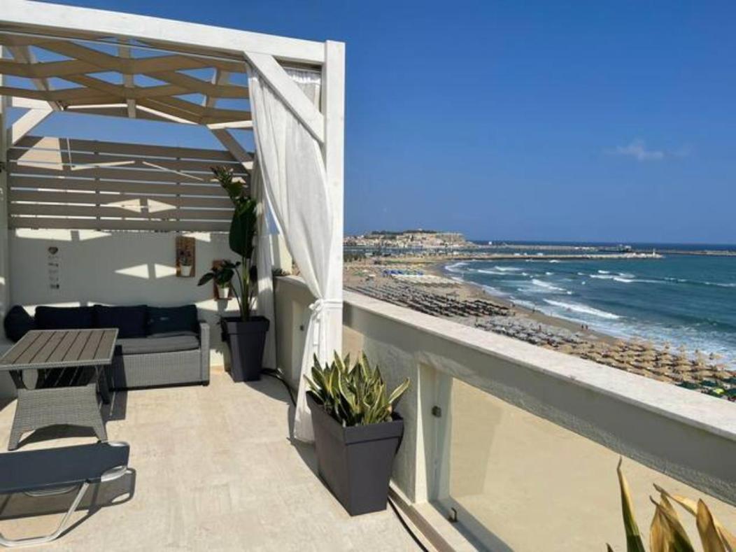 Nathalie'S Beachfront Apartment Rethymno Exterior foto